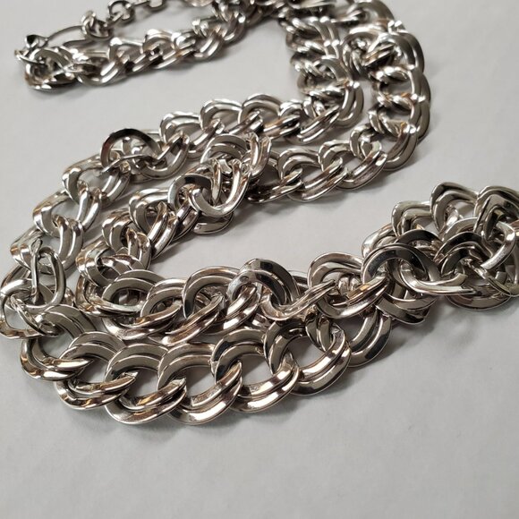 Vintage Monet Long Chunky Double Curb Chain - Picture 6 of 9